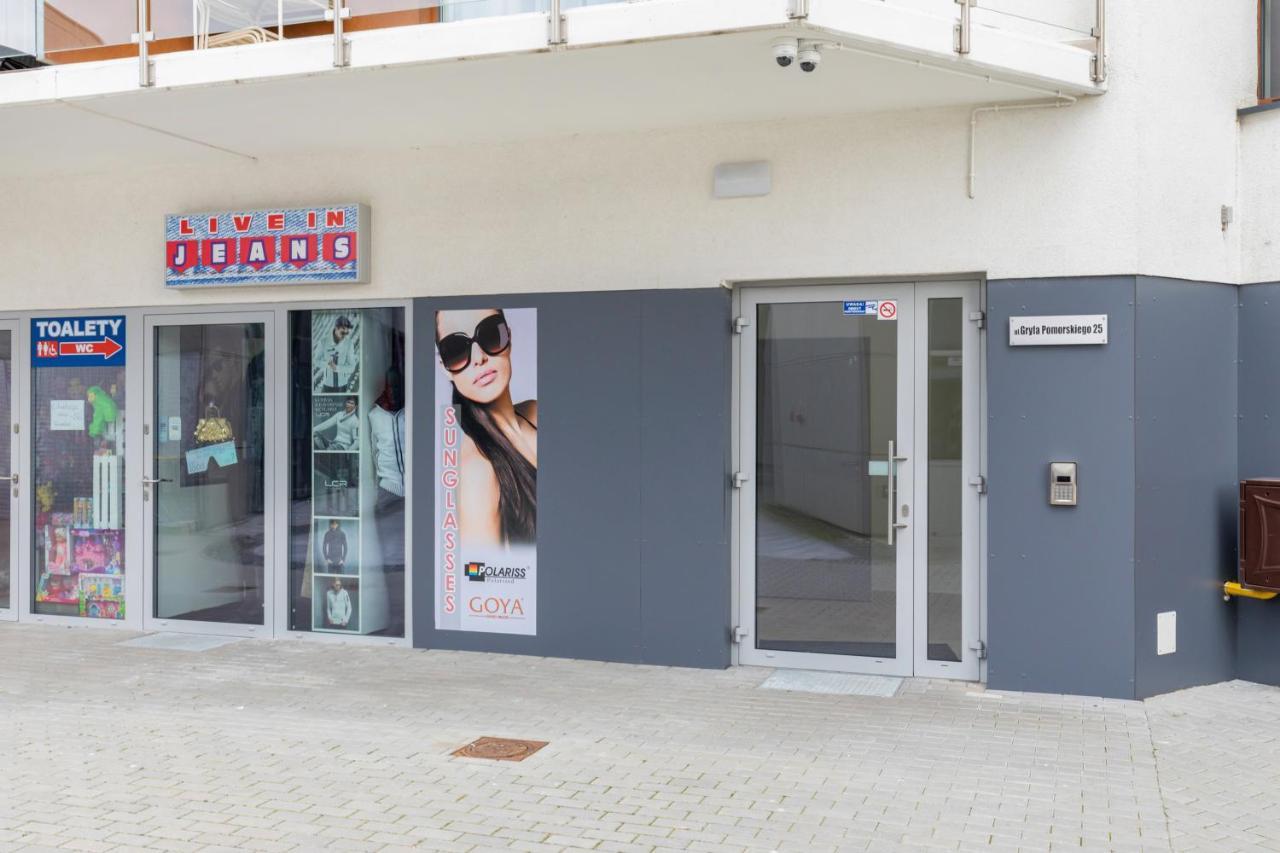 Gold Flamingo Apartament By Noclegi Renters Miedzyzdroje Exterior photo